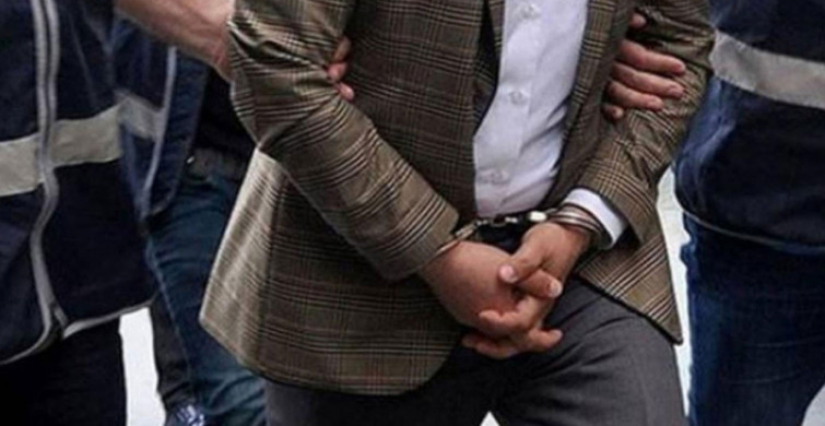 Isparta'da okul müdürü, genç kızın evinde yakalandı