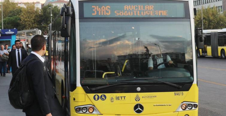 İstanbul'da Bir Metrobüste Uyardığı Kişi Gözünü Çıkarttı