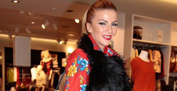 Ivana Sert Tesettür Defilesine Çıktı
