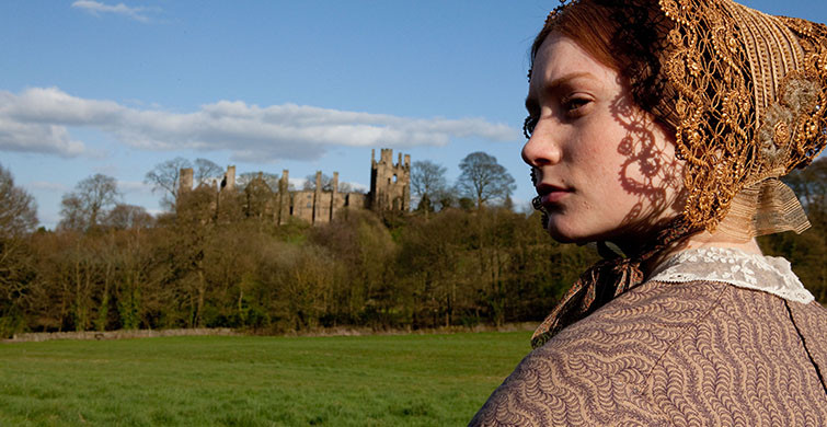 Jane Eyre Filmi Nerede Çekildi? Oyuncuları Kimler, Konusu Ne?