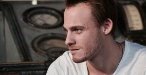 Kerem Bursin'in Babaannesi Hayatını Kaybetti