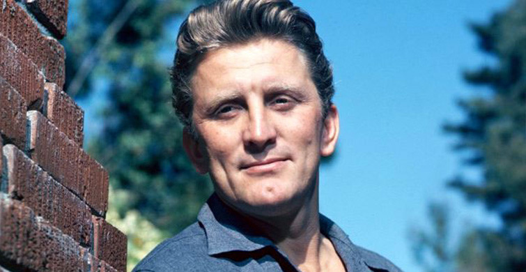 Kirk Douglas 103 Yaşında Hayatını Kaybetti!