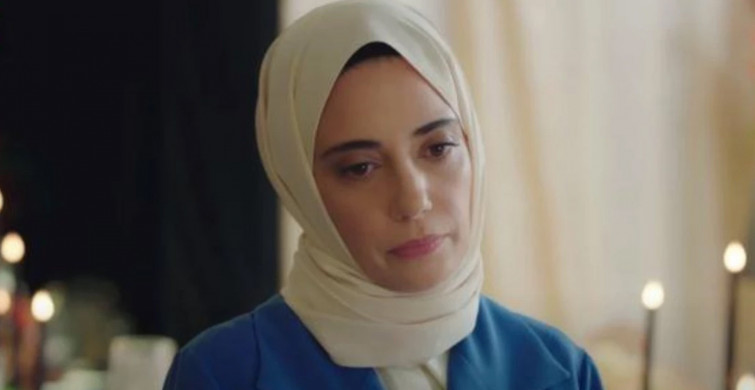 Kızılcık Şerbeti'nin Nursema'sı cesur pozlarıyla sosyal medyayı karıştırdı: ''Aman Pembe görmesin!''