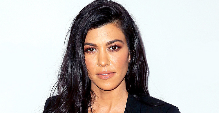 Kourtney Kardashian Küvet Pozu