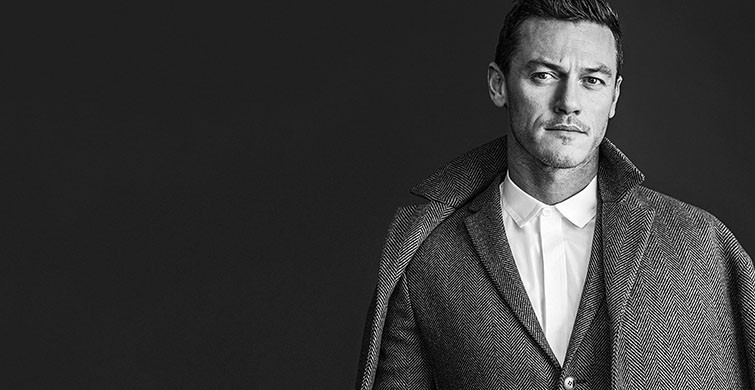 Luke Evans Kimdir? Luke Evans Boyu Kaç, Kilosu Kaç, Aslen Nereli, Sevgilisi Kimdir?