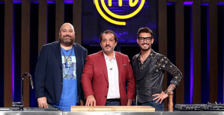 MasterChef'te ipler iyice gerildi! Şeflerin önünde meydan okudu: Bak görürsün, öptürmezsem sana o elleri!