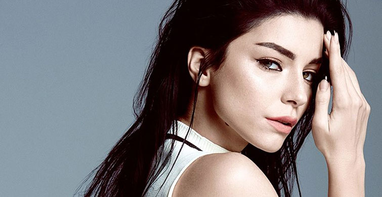 Merve Boluğur'dan Aşk Açıklaması