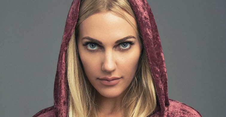 Meryem Uzerli'nin Estetikli Hali Görenleri Şaşırttı 