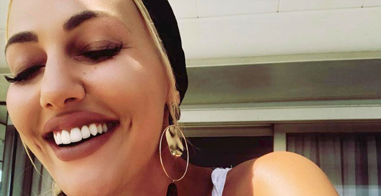 Meryem Uzerli'nin 'Kim Bu Kadın' Dedirten Estetikli 15 Fotoğrafı