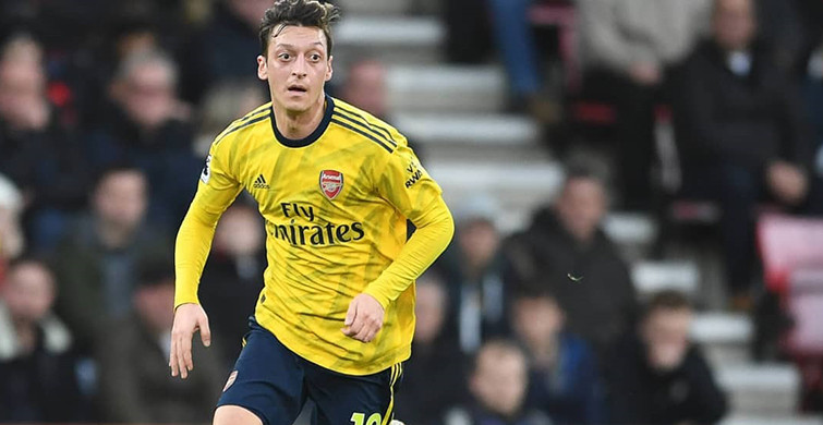 Mesut Özil Fotoğrafları - Mesut Özil Resimleri