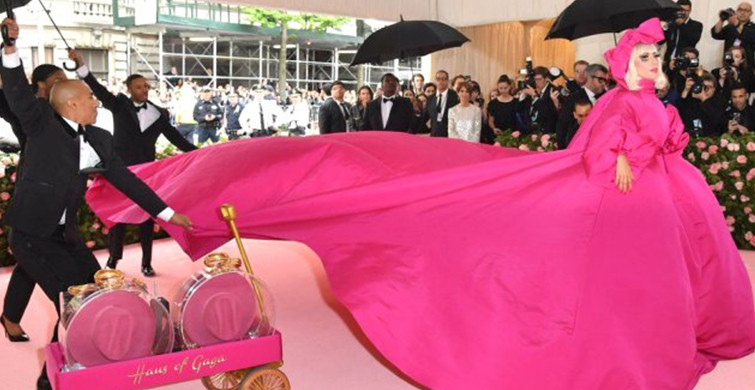 Met Gala 2019'a Damga Vuran Ünlüler ve Kostümleri 