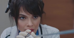 Nazlı Ampül Yutan Çocuğun Hayatını Kurtardı