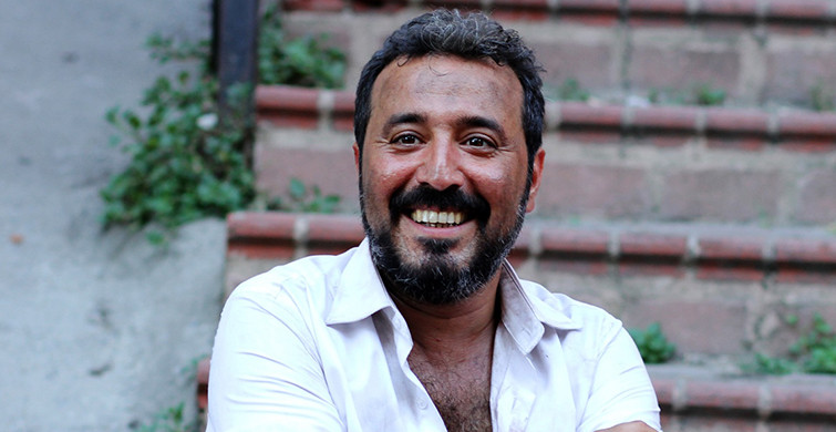 Mustafa Üstündağ Takipçilerini Kahkahaya Boğdu