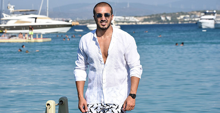 Mustafa Aksakallı Kimdir? Mustafa Aksakallı Boyu Kaç, Kilosu Kaç, Aslen Nereli, Sevgilisi Kimdir?