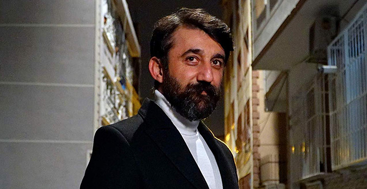 Necip Memili Sevgilisiyle El Ele Görüntülendi