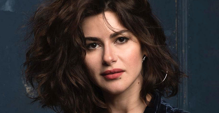 Nesrin Cavadzade Takipçisine Verdiği Cevapla Dikkat Çekti