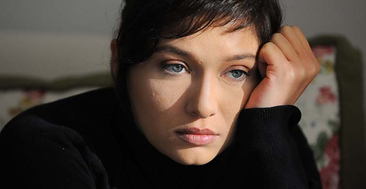 Nurgül Yeşilçay Fotoğafları - Nurgül Yeşilçay Resimleri