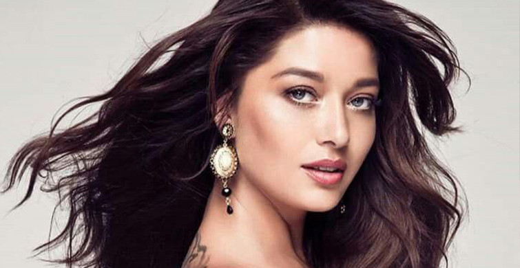 Nurgül Yeşilçay'ın Ayakları Sosyal Medyada Olay Yarattı