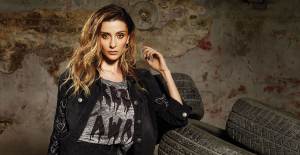 Özge Ulusoy'un Yıllar Önce Oynadığı Dilek Ağacı Filminden Görüntüleri Ortaya Çıktı
