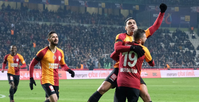 Rayo Vallecano Başkanı, Galatasaray'dan Ayrılan Radamel Falcao'yu Övdü!