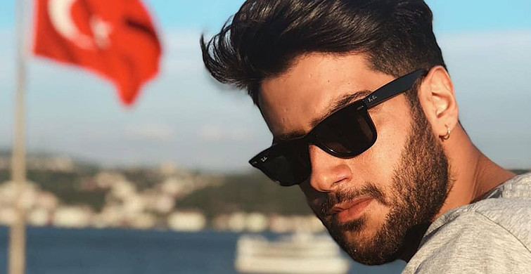 Cem Yılmaz'ın Sosyal Medya Hesaplarını Reynmen Yönetmiş