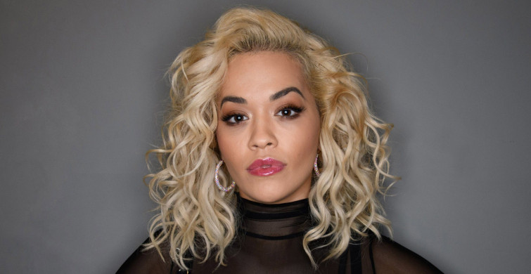 Rita Ora transparan elbisesiyle alışveriş yaptı