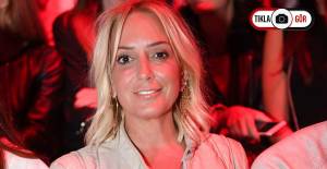Saba Tümer’e Kuğu Saldırdı