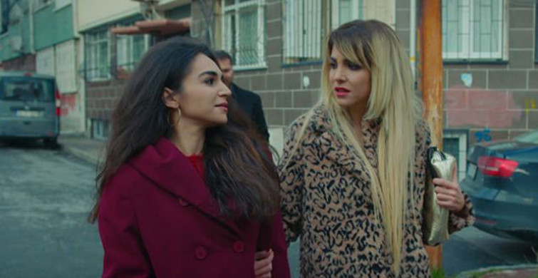 Kadın Dizisinin Berşan'ı Sahra Şaş Cesur Instagram Pozlarıyla Olay Yarattı