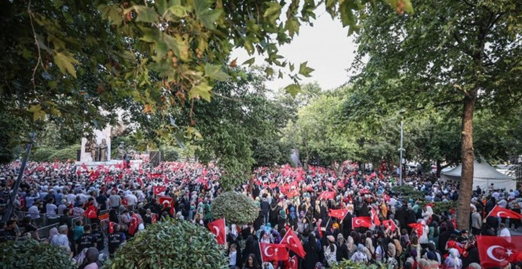 Saraçhane'de 15 Temmuz rüzgarı! Başkan Erdoğan'dan duygulandıran konuşma!