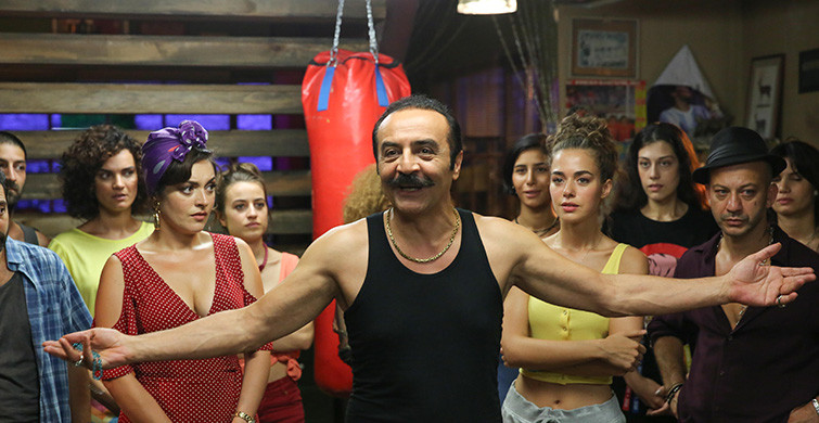 Organize İşler Sazan Sarmalı Filmi Nerede Çekildi? Oyuncuları Kimler, Konusu Ne?
