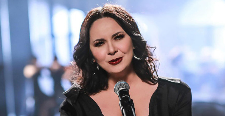 Şebnem Ferah Harbiye'de Konser Verdi