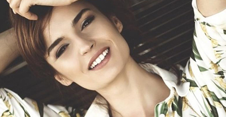 Selin Demiratar'dan Çekici Pozlar