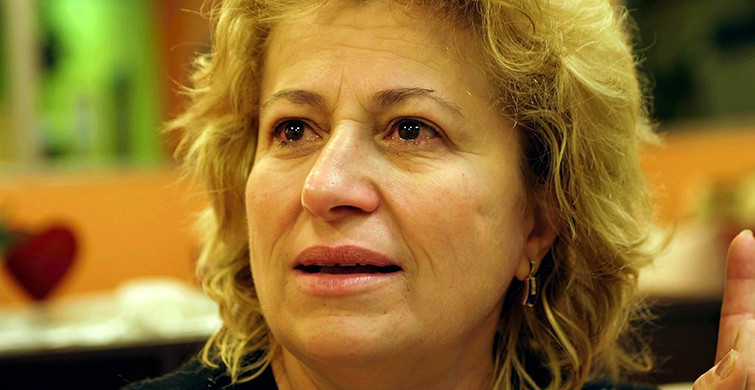 Semra Kaynana ve Eski Gelin Adayı Sinem Umaş Canlı Yayında Birbirine Girdi