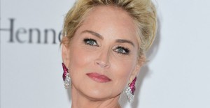 Sharon Stone’nun Büyükannesi Coronavirüs Nedeniyle Hayatını Kaybetti