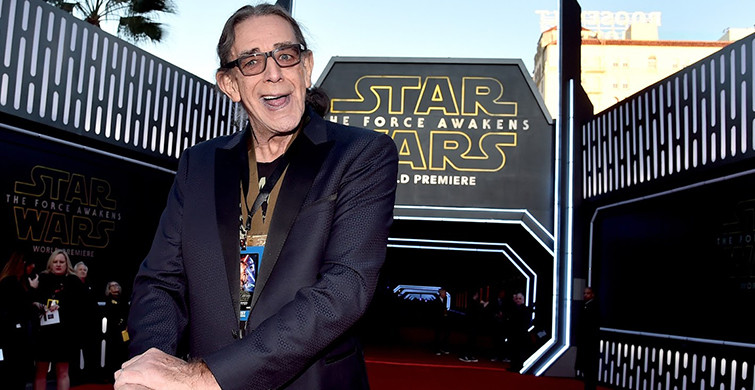 Yıldız Savaşları'nın Chewbacca'sı Peter Mayhew Hayatını Kaybetti