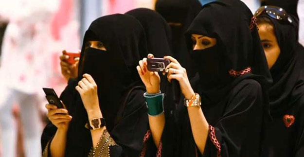 Suriyeli Kadınlar Türkiye'de Paraya Para Demiyor! Bakın Ne İş Yapıyorlar