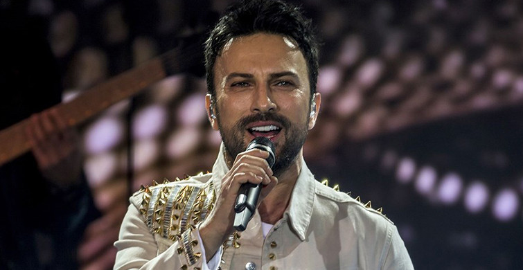 Tarkan Harbiye Açıkhava'da Konser Verdi