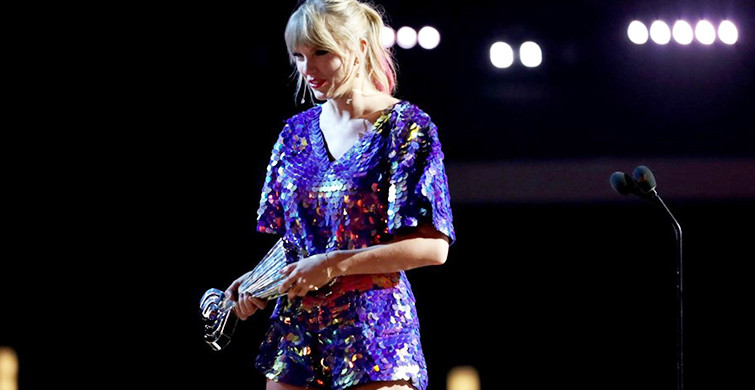 2019 iHeartRadio Ödülleri Kırmızı Halı Töreninde Şıklık Yarışı