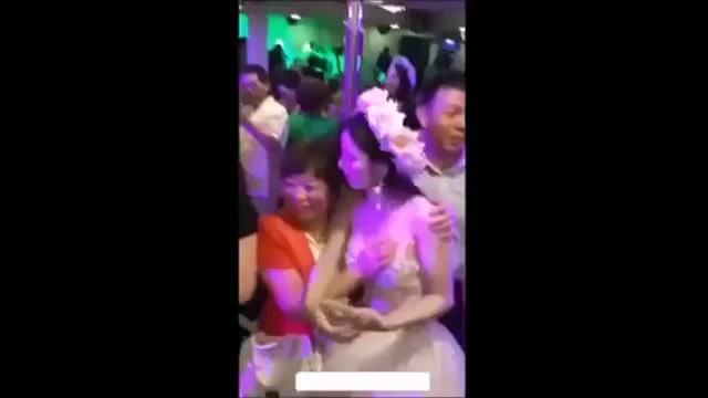 Dünyanın En İlginç Adetlerinden Biri! Sosyal Medyada Herkes Buna Gülüyor