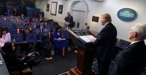 Trump Alay Konusu Olunca Basın Toplantısını Terk Etti