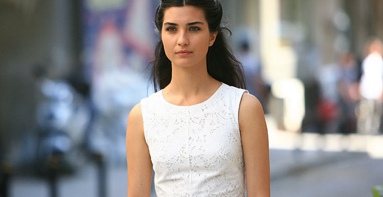 Tuba Büyüküstün ve Onur Saylak'tan Sürpriz Haber!