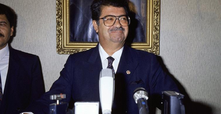 Turgut Özal Kimdir?