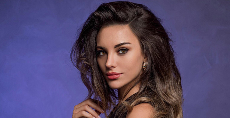 Tuvana Türkay'dan Kitap Müjdesi