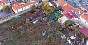 Deprem Sonrası Seferihisar'daki Yıkım Görüntülendi