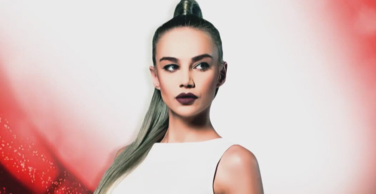 Instagram'da Paylaştıklarıyla Dünya Çapında Meşhur Olan 15 Türk Kızı