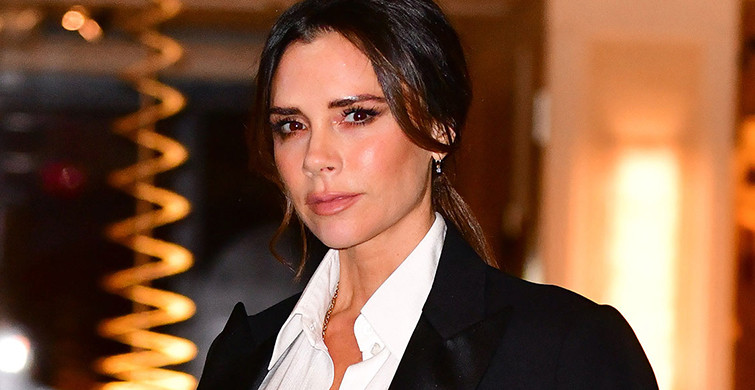 Victoria Beckham İmzalı 9 İkonik Elbise! Modanın Cool Kadınından Dikkat Çeken Yeni Kapsül Koleksiyon 