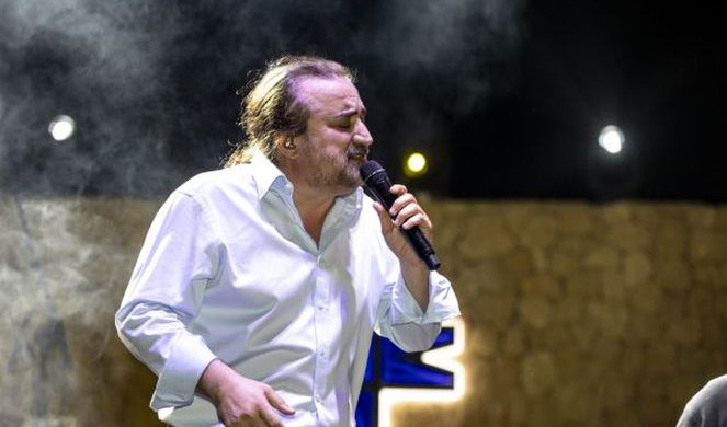 Bayramı Sahnede Geçiren Ünlüler 