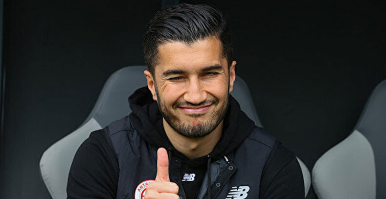 Werder Bremen'den ayrılan Ömer Toprak'ın transferi için Süper Lig ekiplerinden Antalyaspor devreye girdi!