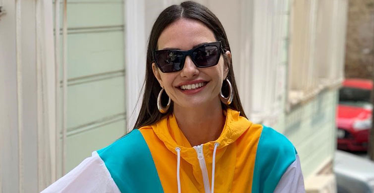 Yasemin Özilhan Fotoğrafları - Yasemin Özilhan Resimleri