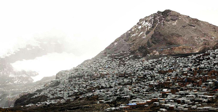 Dünyanın En Yüksek Yerinde Yaşamak: La Rinconada 